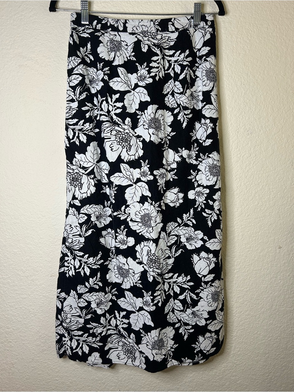 Old Navy Linen‎ Blend Black & White Floral Maxi Skirt Summer Festival Graduation